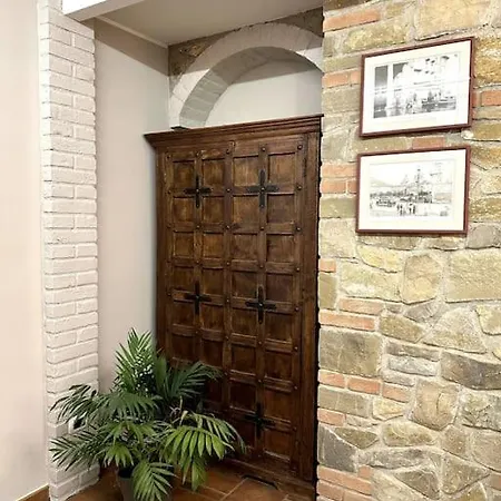 Ebhouse Apartment